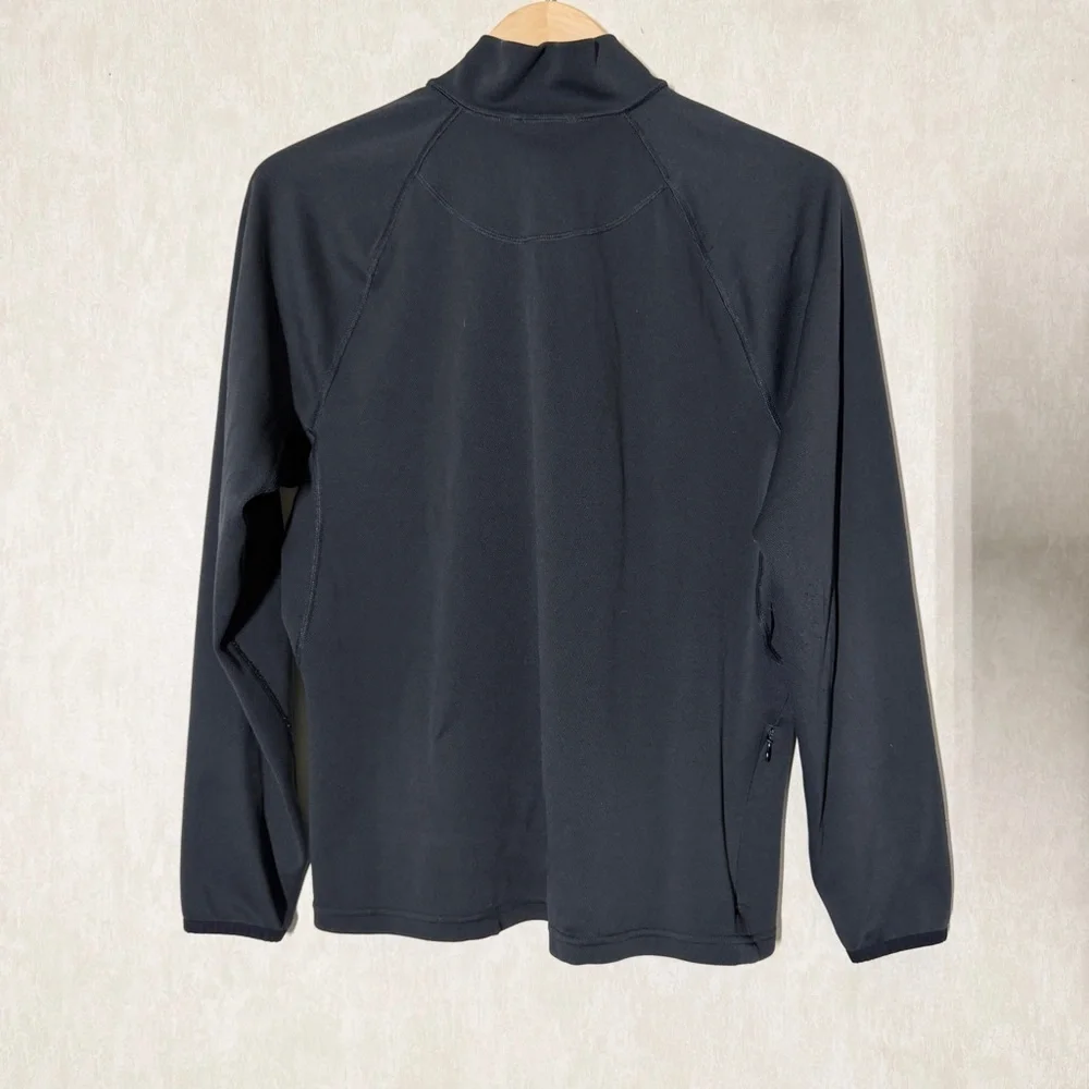 The North Face Men’s Winter Warm Essential Mock 1/4 Zip Shirt in Black M